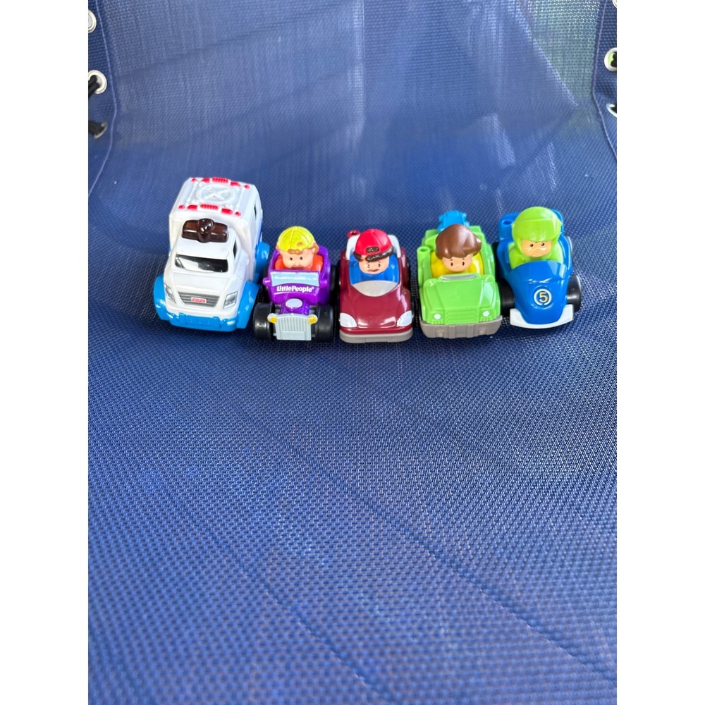 Fisher Price Little People Wheelies Vehicle Lot of 5 Ambulance Race Car Truck